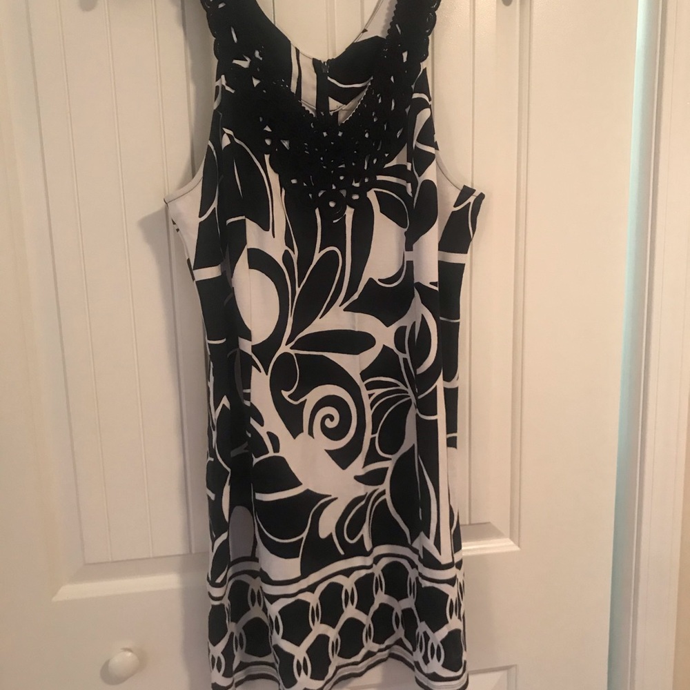 Crown and ivy dress